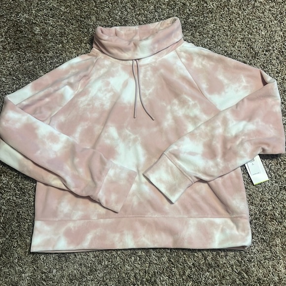 Old Navy Sweaters - NWT Old Navy Tie Dye Sweatshirt
